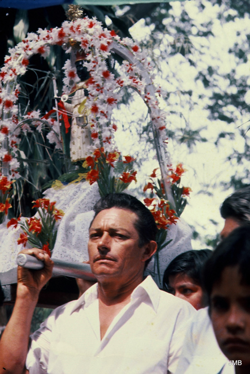 AÑO 1980 - COLOR - VIDA CAMPESINA EN PARAGUAY (JOSÉ MARÍA BLANCH)